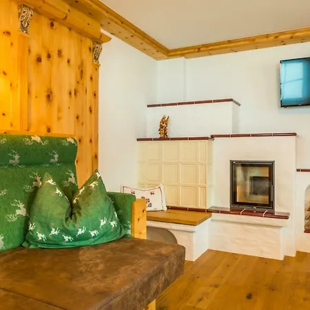 Unterrainhof Bauernhof *